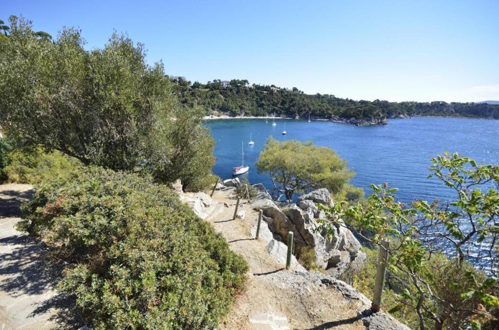 Studio équipé au Mourillon à 20m de la plage Tolone Esterno foto